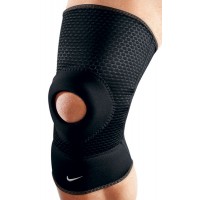 JOELHEIRA NIKE OPEN PATELLA KNEE SLEEVE - PRETO